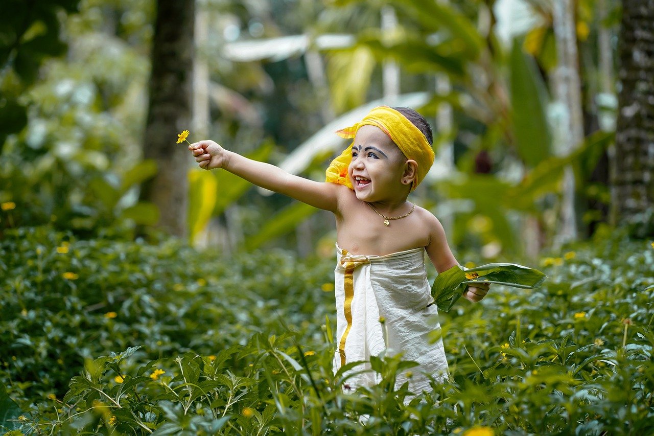 malayali, child, kid, flower wallpaper, little girl, cute child, cute kid, flower background, smile, playful, adorable kid, nature, adorable child, playing, kerala little girl, flowers, beautiful flowers, greenery, leaves, garden, onam